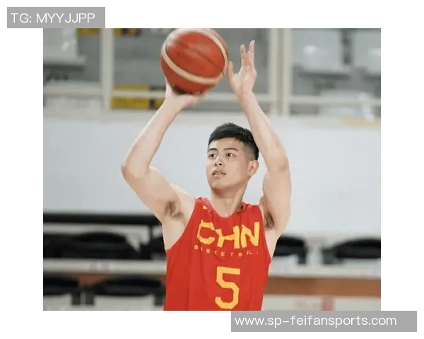 8记三分刷新个人纪录朱西场上还管方硕“要饼”! 8记三分刷新个人纪录朱西场上还管方硕“要饼”!