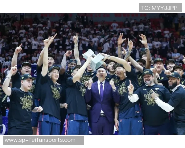 易建联确定重返广东队将率队冲击队史第九冠 易建联确定重返广东队将率队冲击队史第九冠