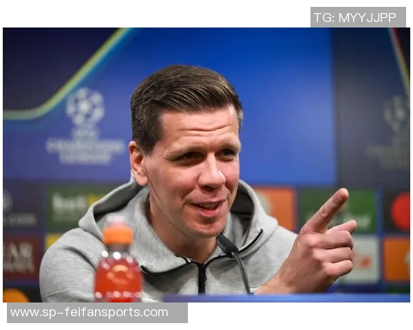 什琴斯尼:不确定莱万能否赶上国家德比,但他的伤情好于预期 什琴斯尼:不确定莱万能否赶上国家德比,但他的伤情好于预期