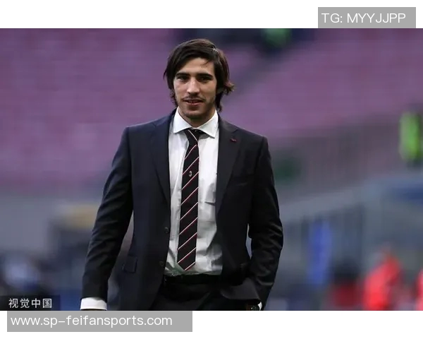 尤文图斯欲引进法马利康20岁中场古斯塔沃·萨,身价1500万欧元 尤文图斯欲引进法马利康20岁中场古斯塔沃·萨,身价1500万欧元